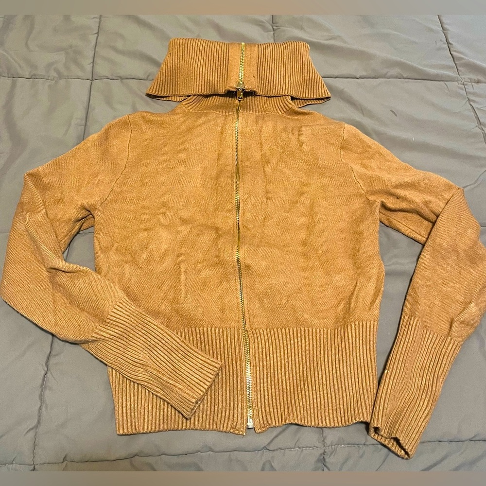 Zip up sweater